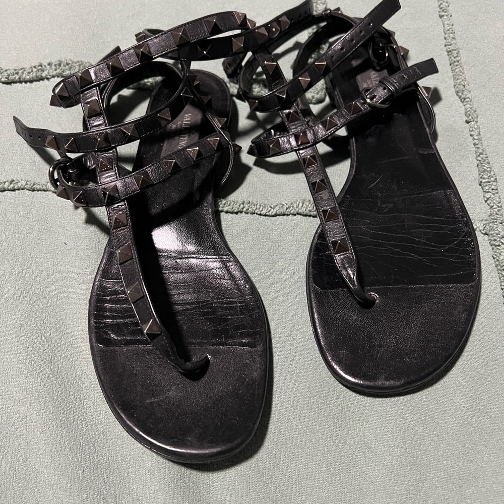 Valentino Garavani Noir rockstud gladiator sandals, size 38